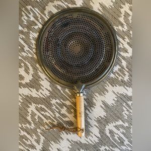 Vintage Stove Top Heat Diffuser Round Metal with Wood Handle. 13” Long
